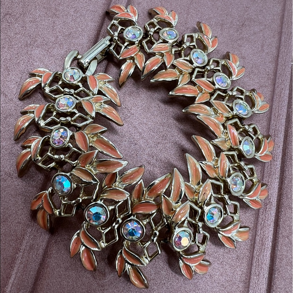 Vintage Colorful Enameled Stones Leafy Statement Bracelet 7” L ✅Offers Welcome